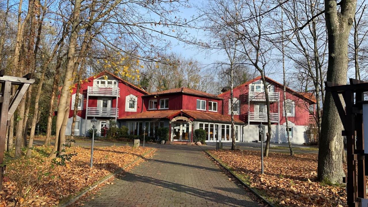 Hotel Rosengarten Leipzig-Naunhof Exterior foto